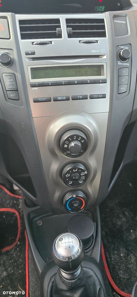 Daihatsu Charade - 17