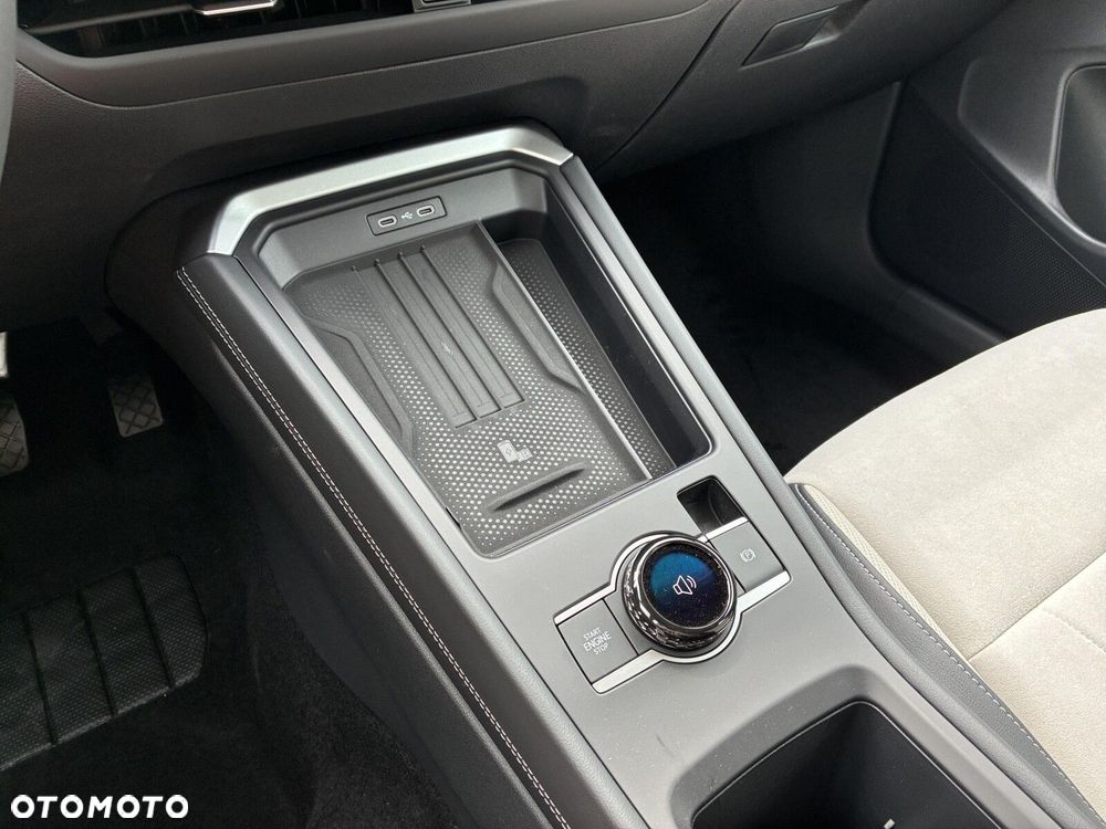 Volkswagen T-Roc - 25