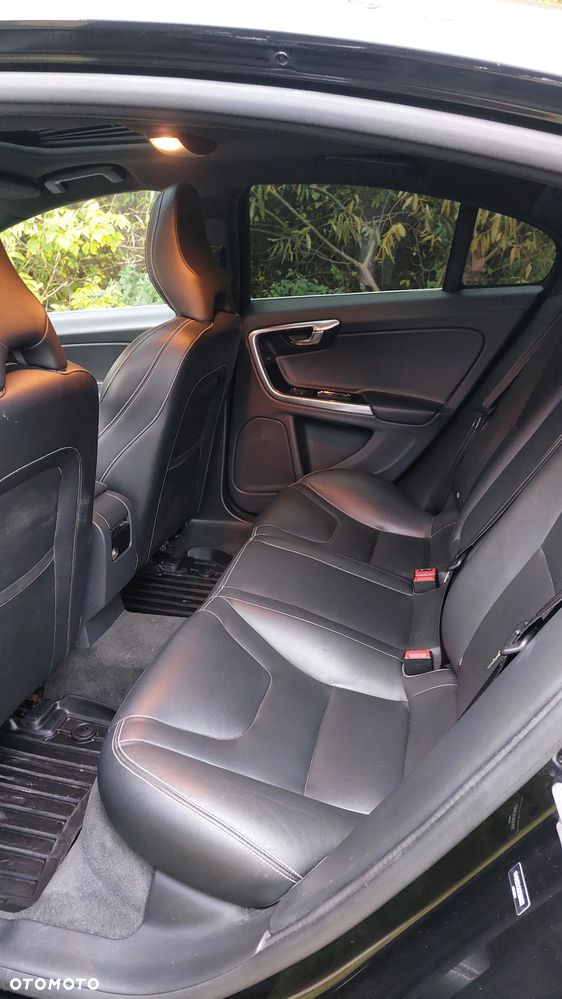 Volvo S60 - 16