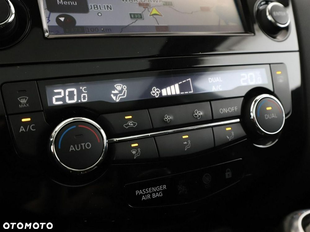 Nissan Qashqai 1.2 DIG-T N-Connecta Xtronic - 27