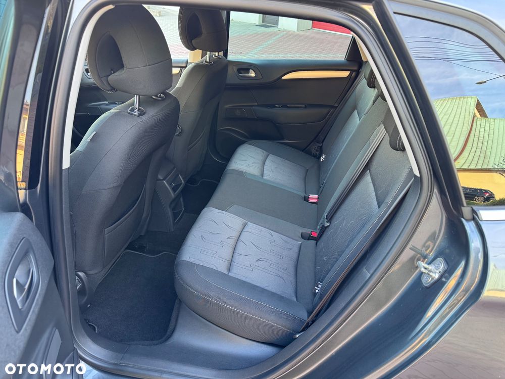 Citroën C4 VTi 120 Exclusive - 21