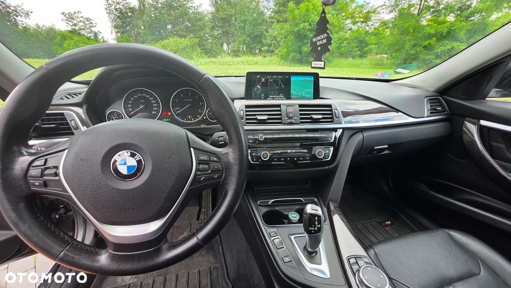 BMW Seria 3 320d Luxury Line - 10
