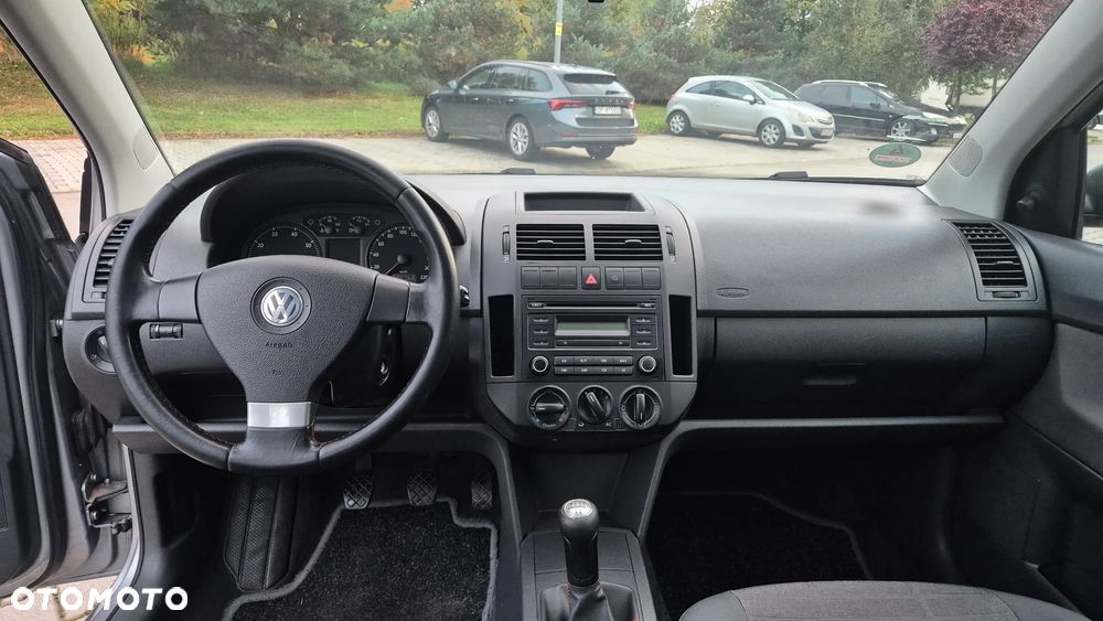 Volkswagen Polo - 10