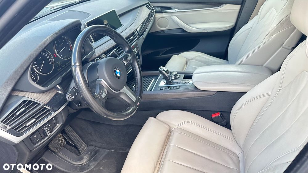 BMW X5 xDrive40d - 12