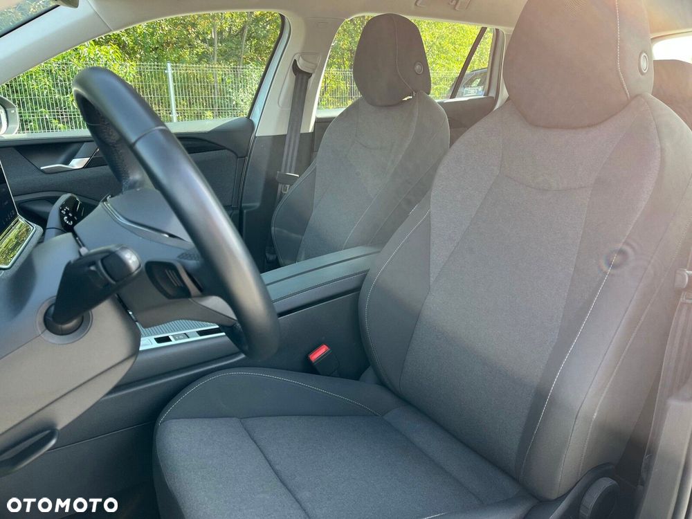 Volkswagen Passat 1.5 TSI ACT mHEV Style DSG - 12