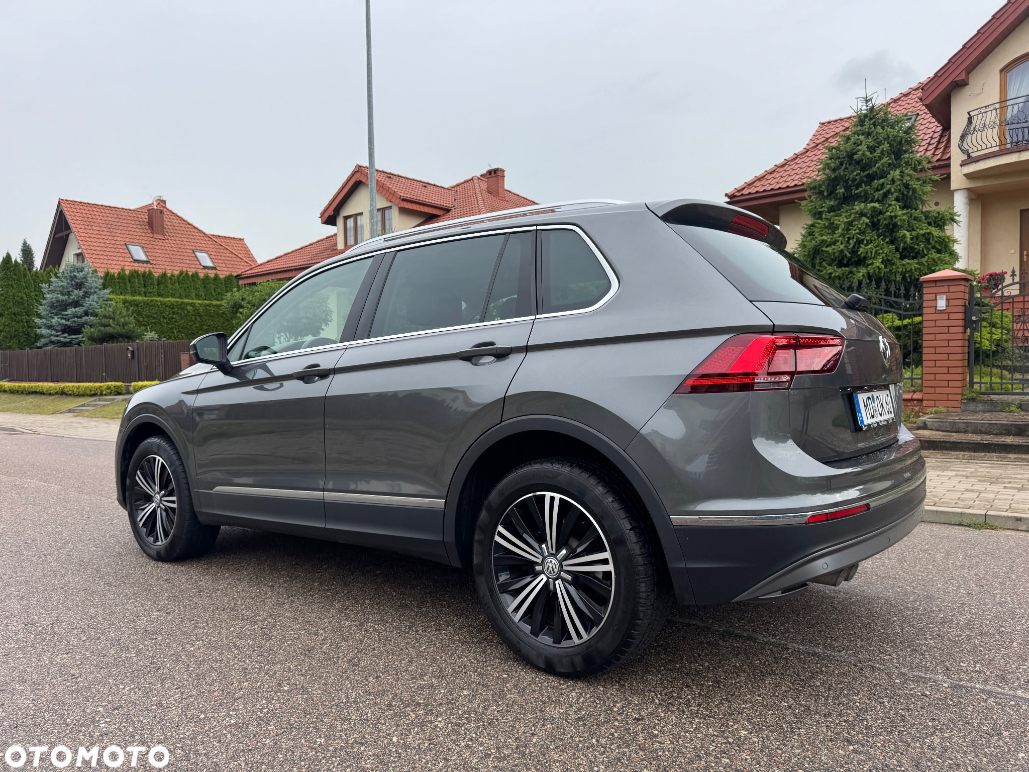 Volkswagen Tiguan - 4