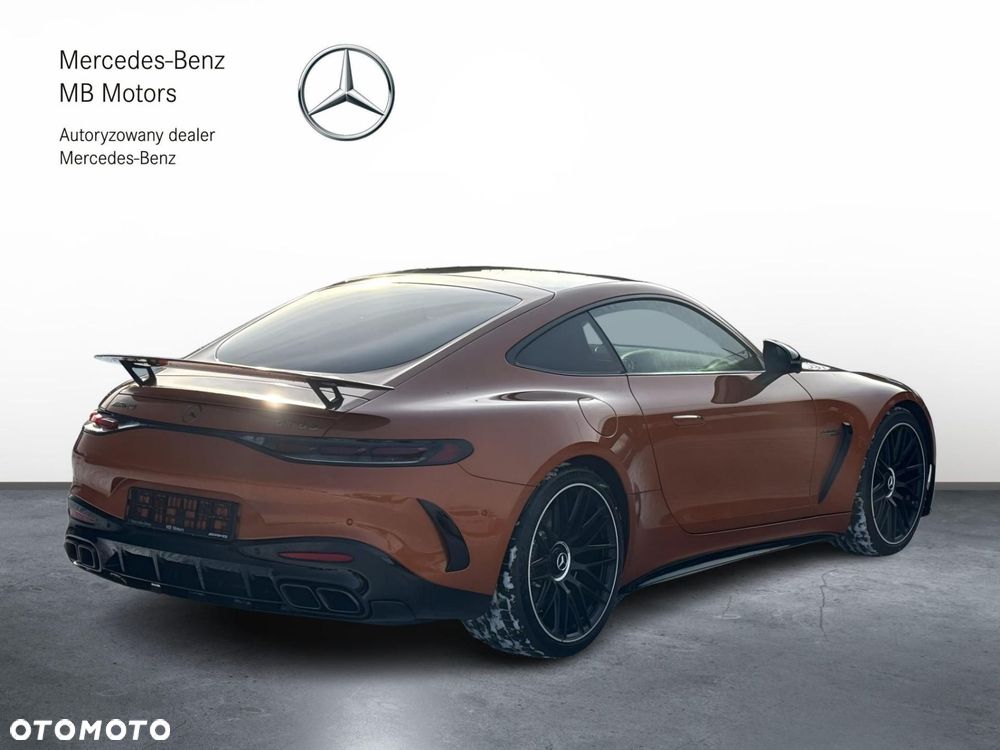 Mercedes-Benz AMG GT - 3