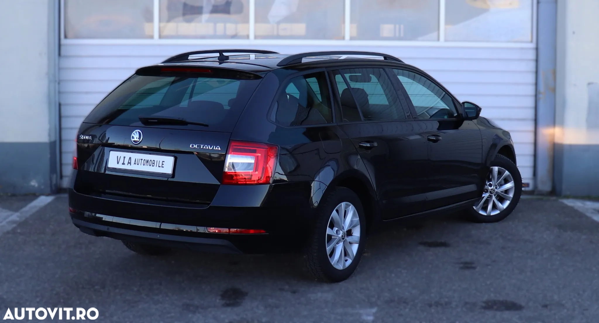 Skoda Octavia 2.0 TDI DSG Style - 28