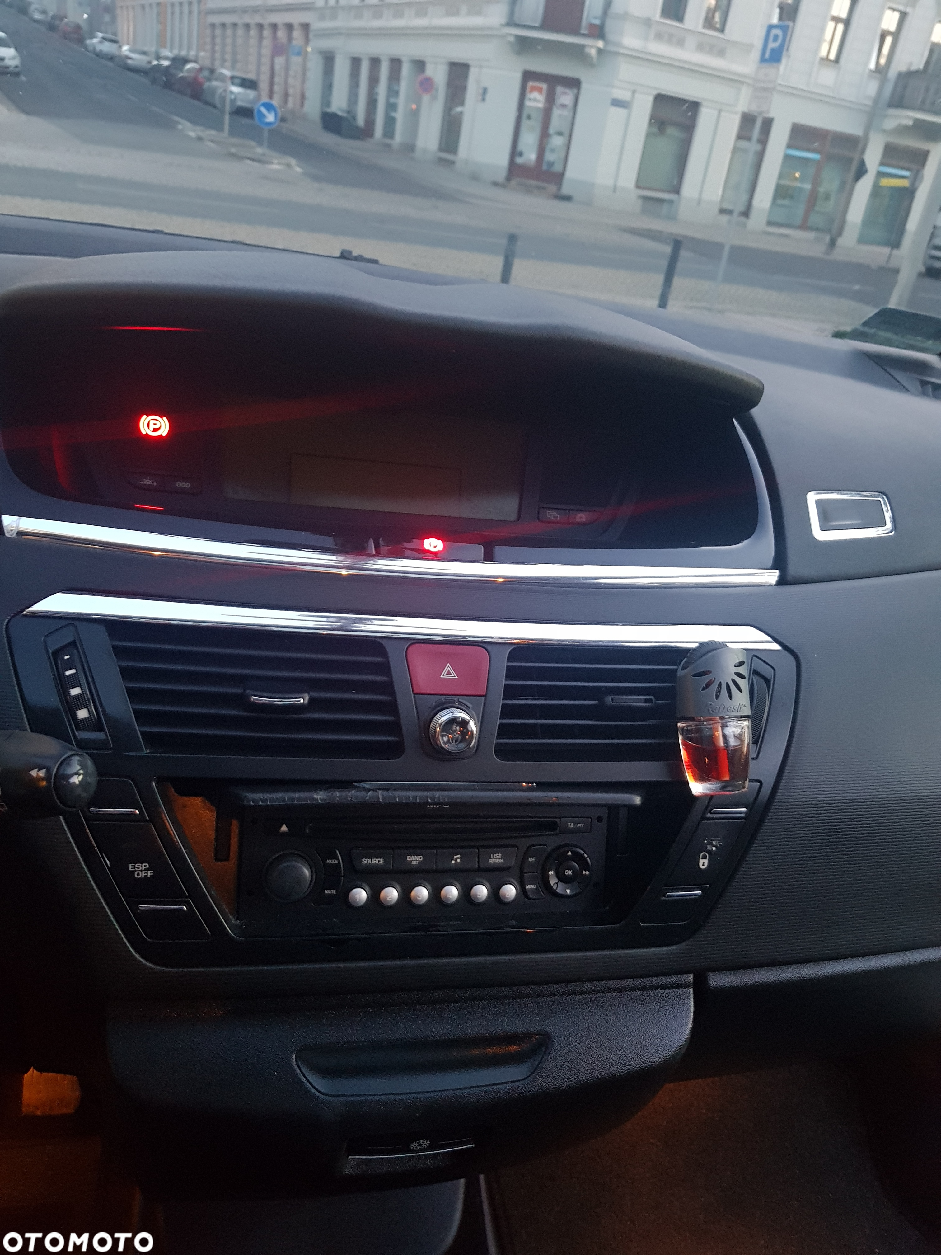 Citroën C4 Picasso - 11