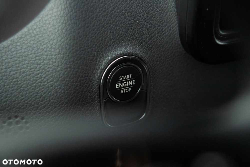 Mercedes-Benz Sprinter - 18