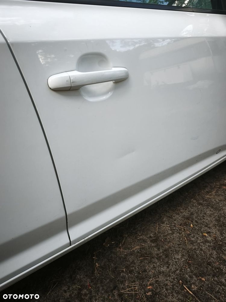 Kia Ceed - 13