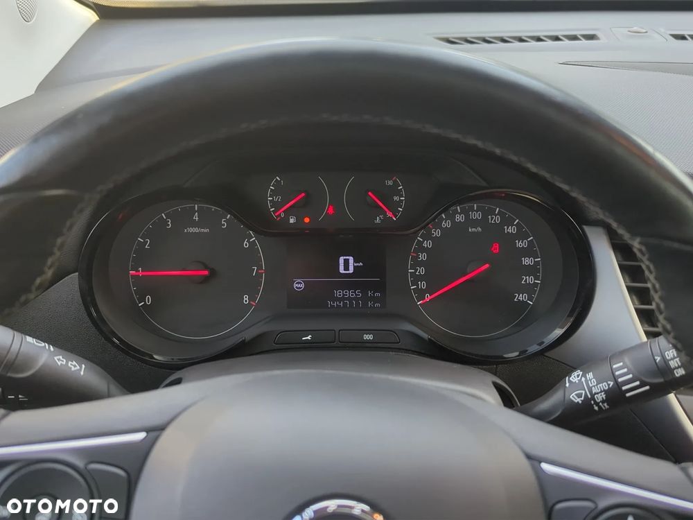 Opel Crossland X 1.2 T Enjoy S&S - 19