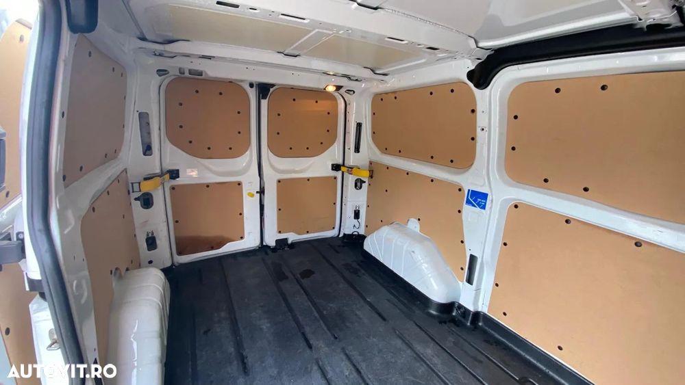Ford Transit Custom - 14