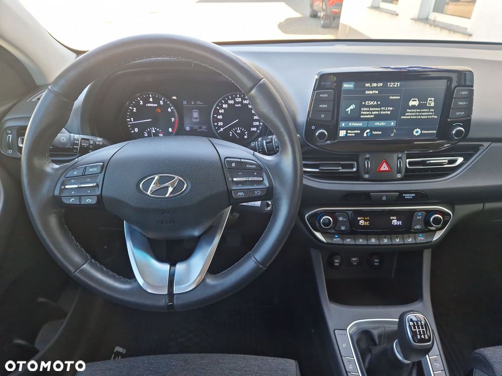 Hyundai i30 1.5 T-GDI 48V Smart - 13