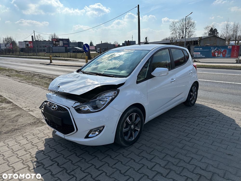 Hyundai ix20 1.4 Premium blue