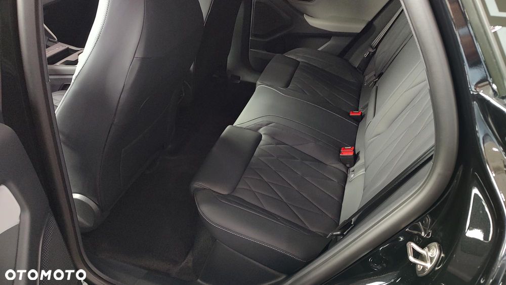 Ford Explorer 77kWh Premium AWD - 7
