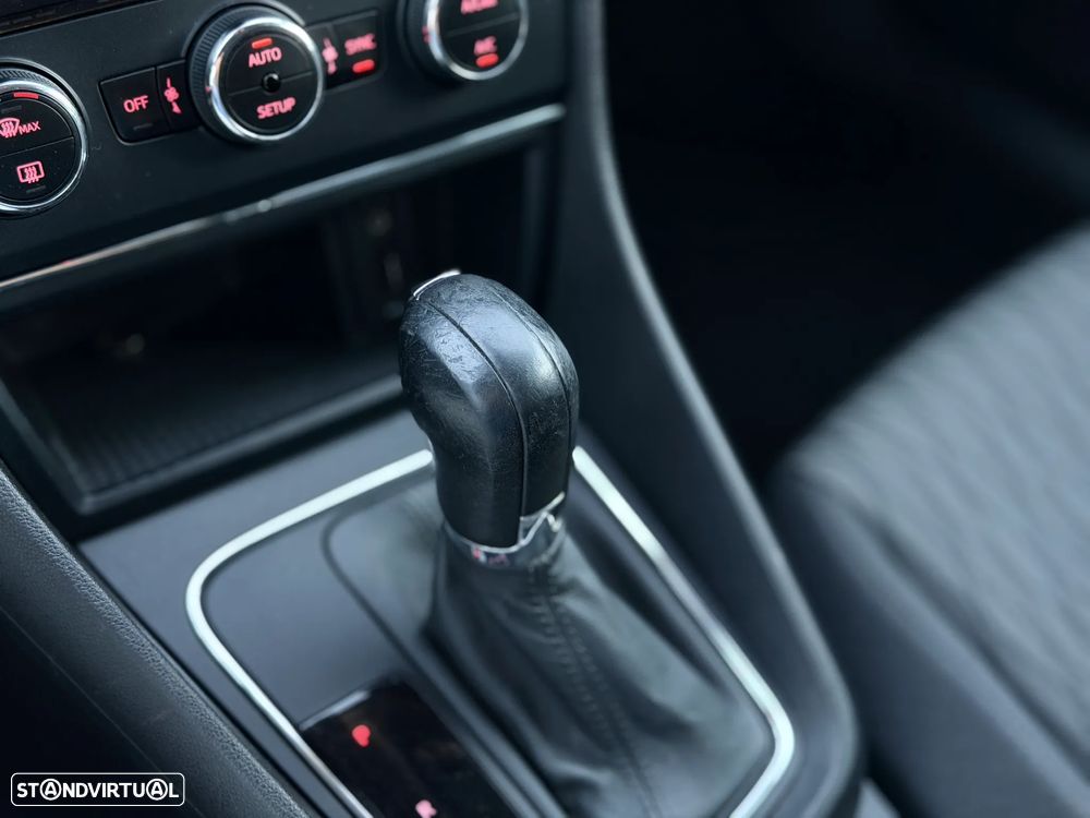 SEAT Leon ST 1.6 TDI S&S DSG Style - 20