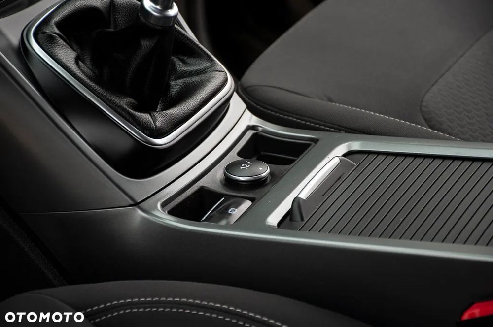 Ford Kuga 1.5 EcoBoost 2x4 Cool & Connect - 39