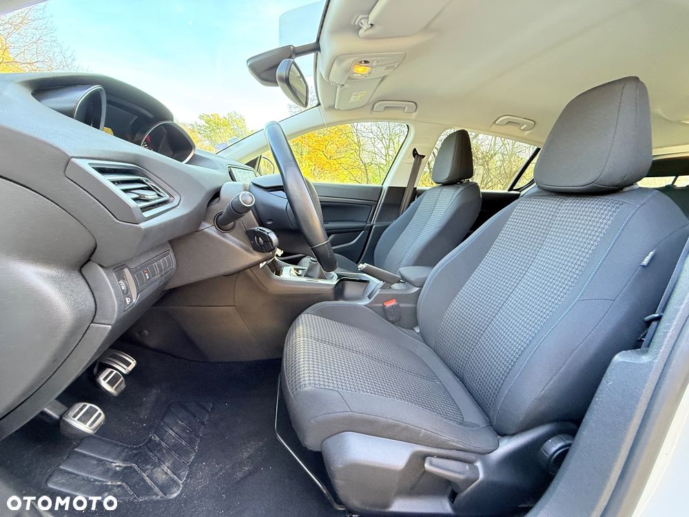 Peugeot 308 PureTech 110 Stop & Start Style - 13