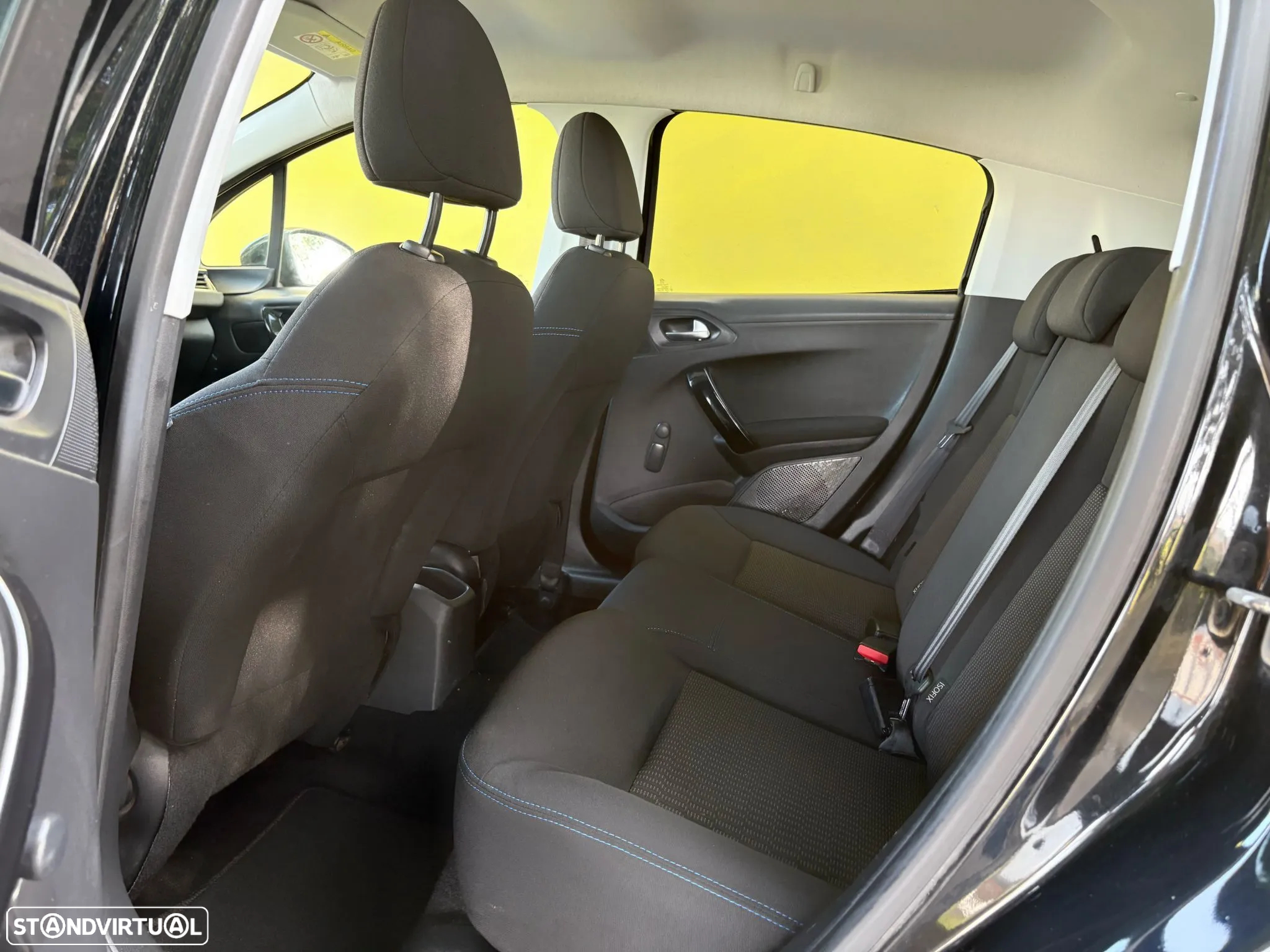 Peugeot 208 1.2 PureTech Style - 10