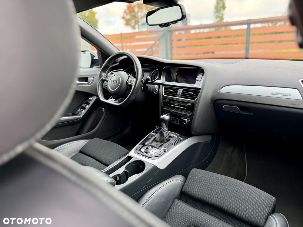 Audi A4 Avant 2.0 TDI DPF clean diesel quattro S line Sportpaket - 10