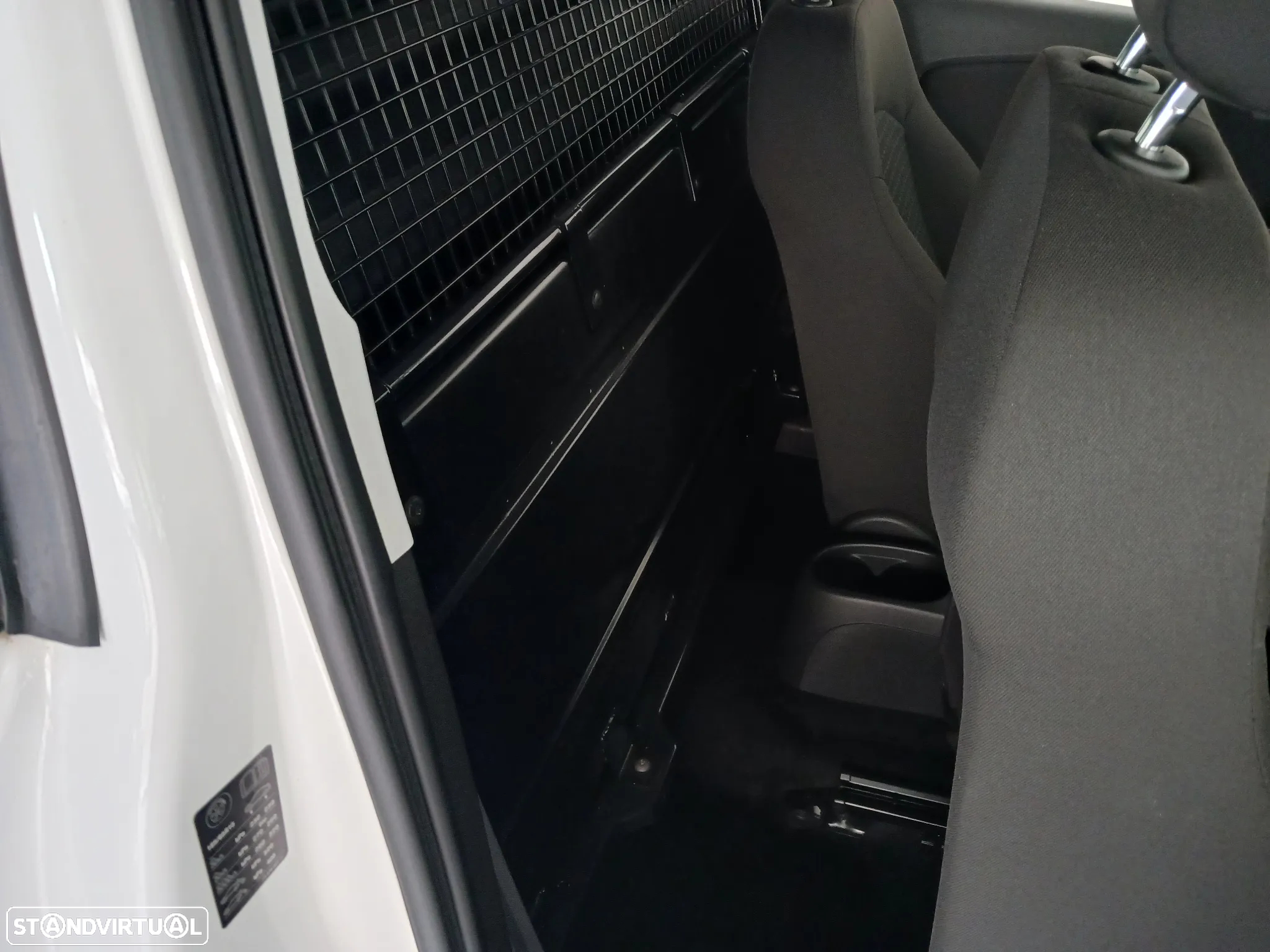 Opel Corsa 1.3 CDTi Van Iva Dedutível - 22