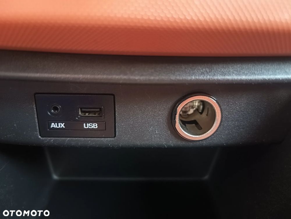 Hyundai i10 1.0 Premium - 23