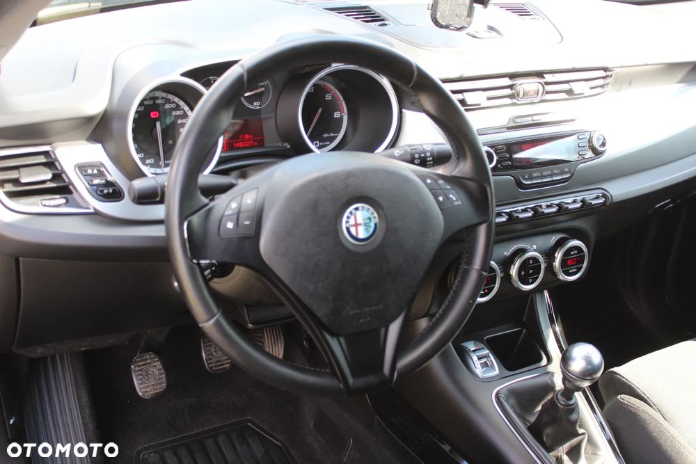 Alfa Romeo Giulietta 2.0 JTDM 16V - 14