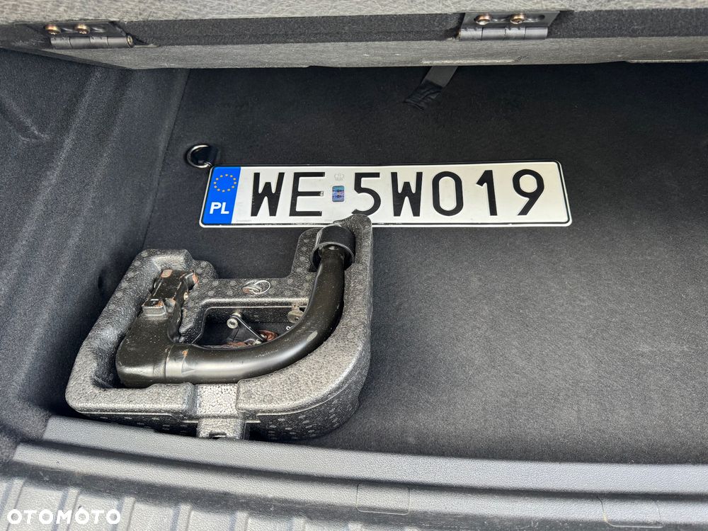 BMW Seria 2 220i xDrive M Sport - 27
