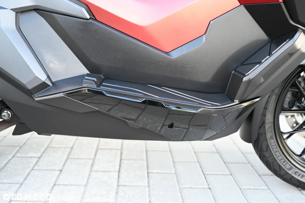 Honda ADV350 - 33