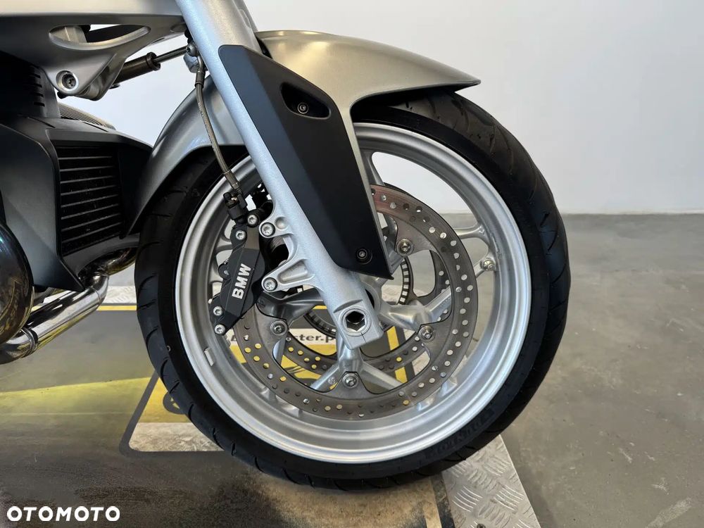 BMW R - 8