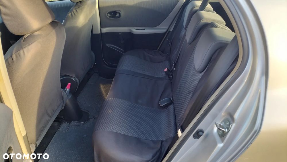 Toyota Yaris 1.4 D-4D Terra - 8