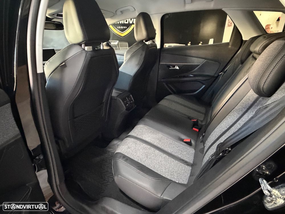 Peugeot 3008 PureTech 130 Stop & Start GPF Allure - 9