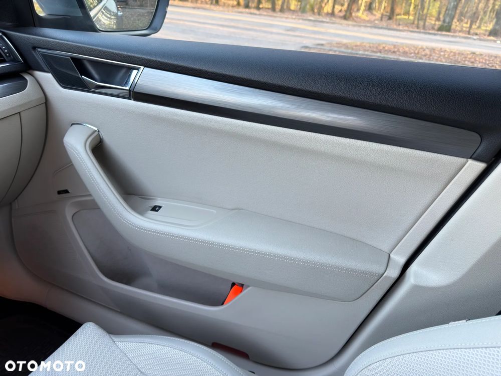Skoda Superb 2.0 TDI SCR 4x4 Style DSG - 25