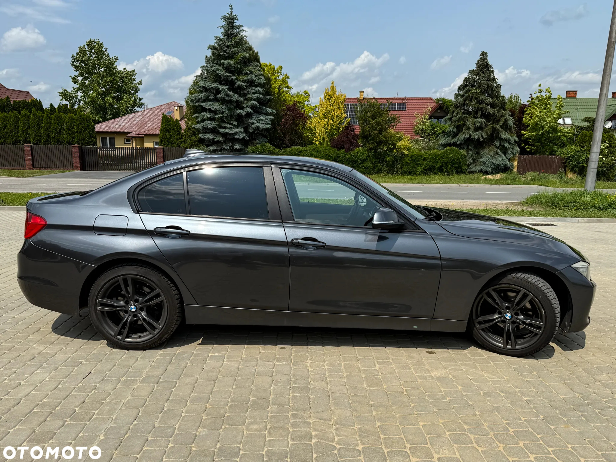 BMW Seria 3 320i - 6