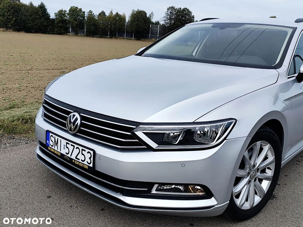 Volkswagen Passat 2.0 TDI (BlueMotion Technology) Comfortline - 25