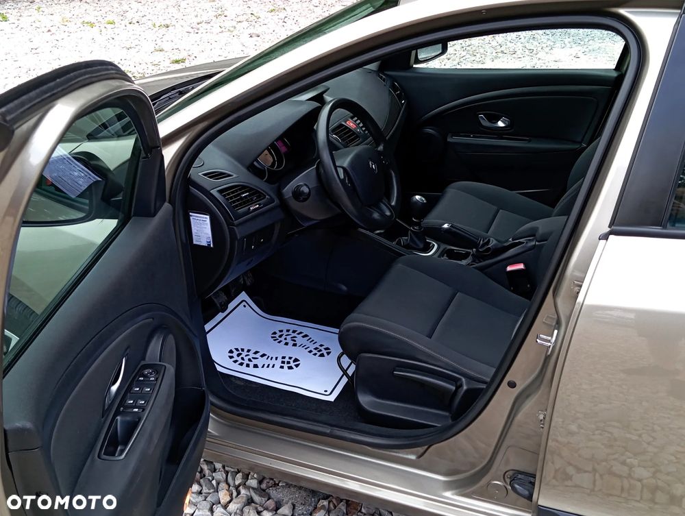 Renault Megane 1.6 16V 110 LIMITED - 13