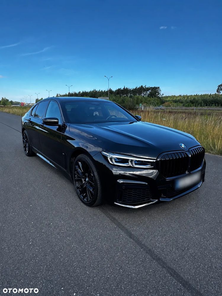 BMW Seria 7 750i xDrive - 4