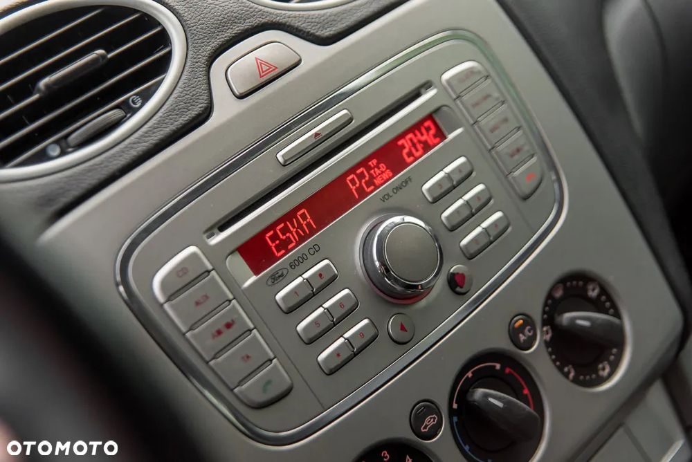 Ford Focus - 12