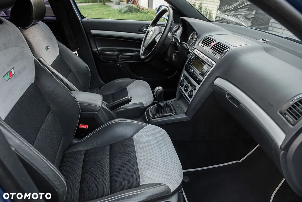 Skoda Octavia 2.0 TFSI RS - 28