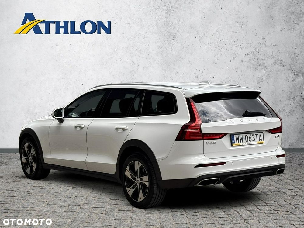Volvo V60 Cross Country Pro B4 D AWD - 3