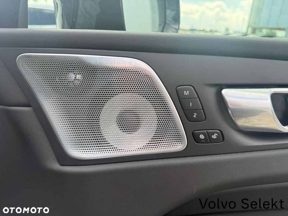 Volvo XC 60 - 33
