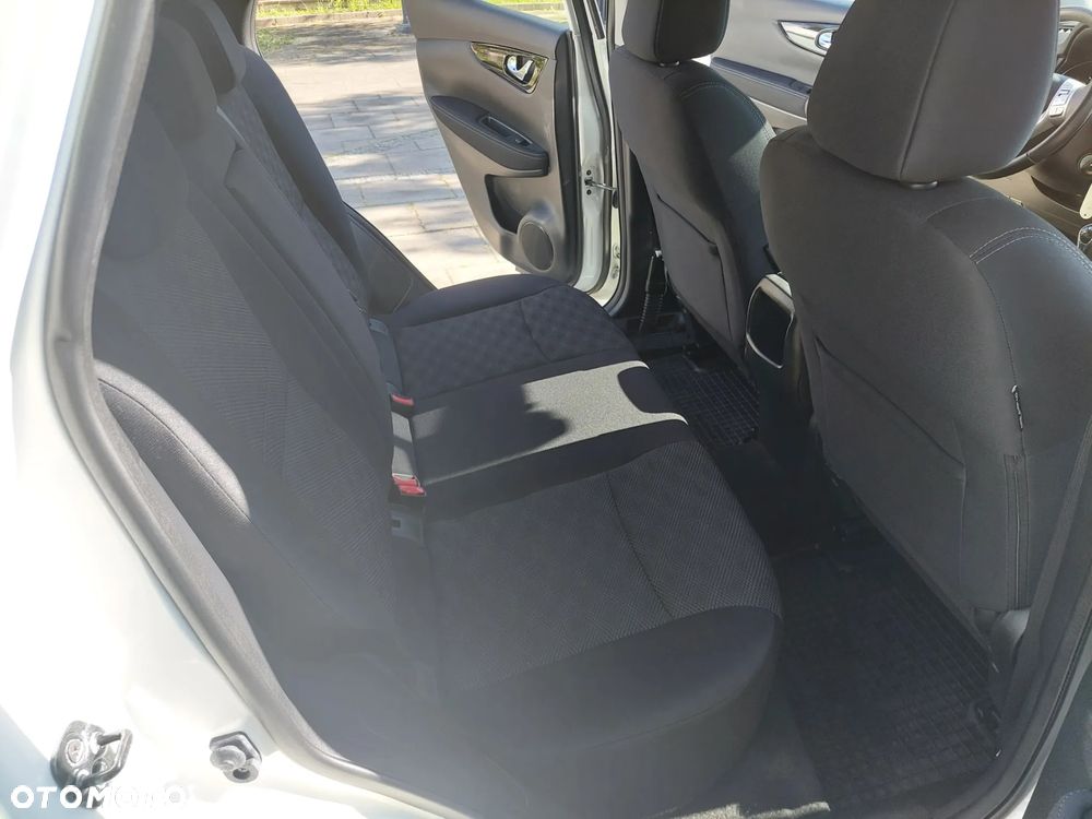 Nissan Qashqai 1.2 DIG-T N-Connecta - 22
