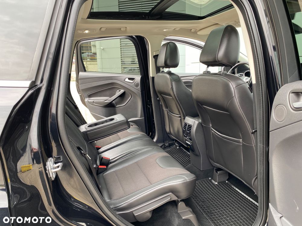 Ford Kuga 2.0 TDCi 4x4 Titanium - 16