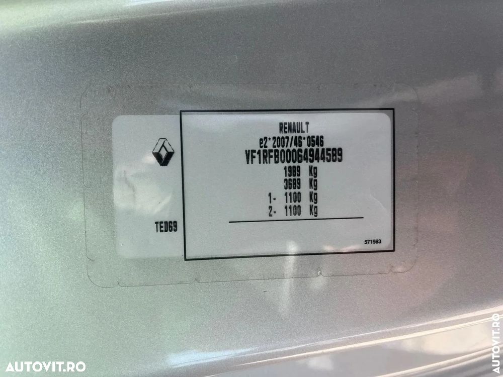 Renault Megane BLUE dCi 115 EDC BUSINESS EDITION - 39