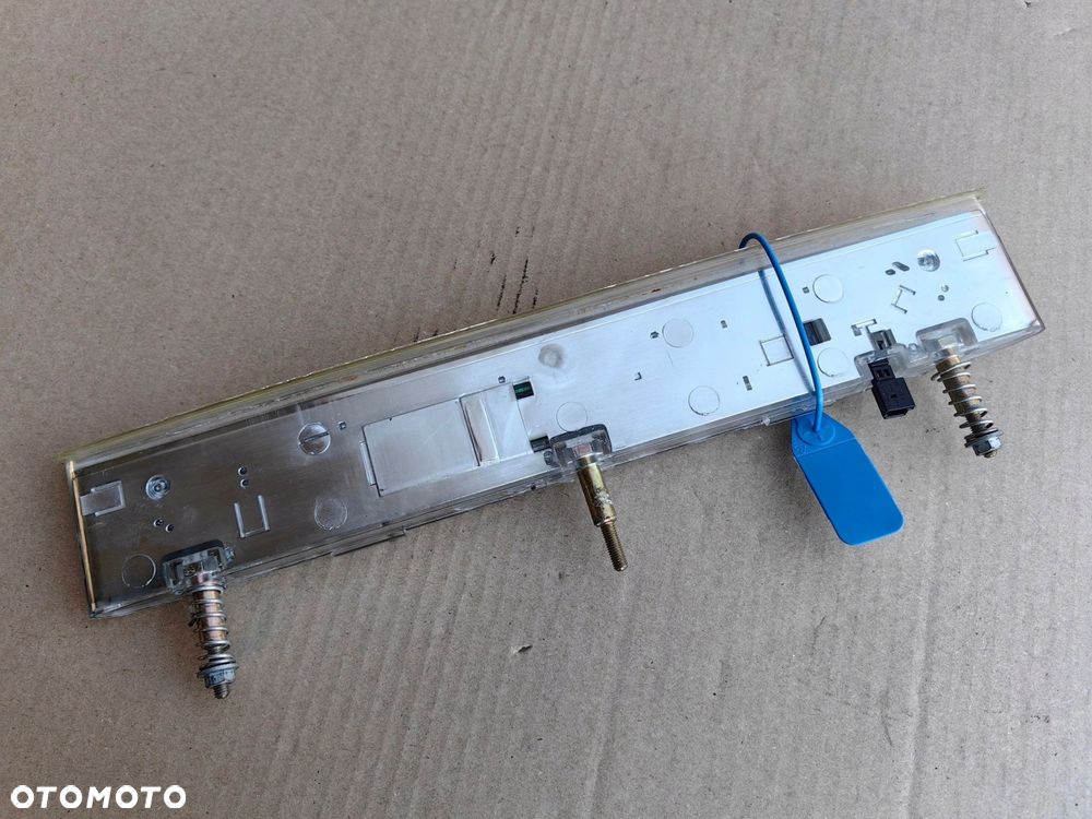 Trzecie światło stop w klapę BMW 3 e46 cabrio BIAŁE 6917614 LED - 3