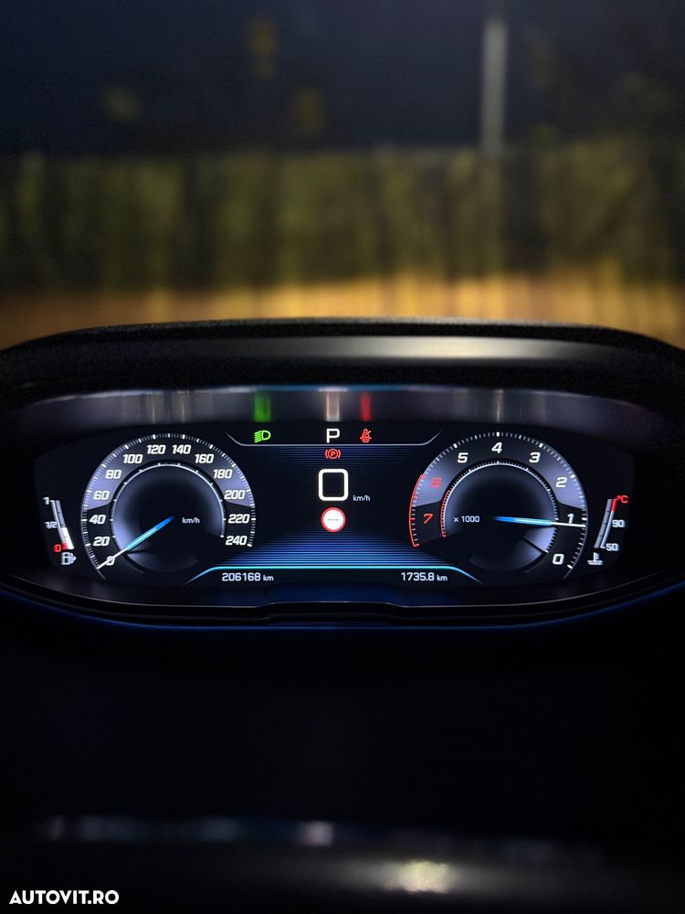 Peugeot 3008 1.2 PureTech Turbo S&S EAT8 Allure - 13