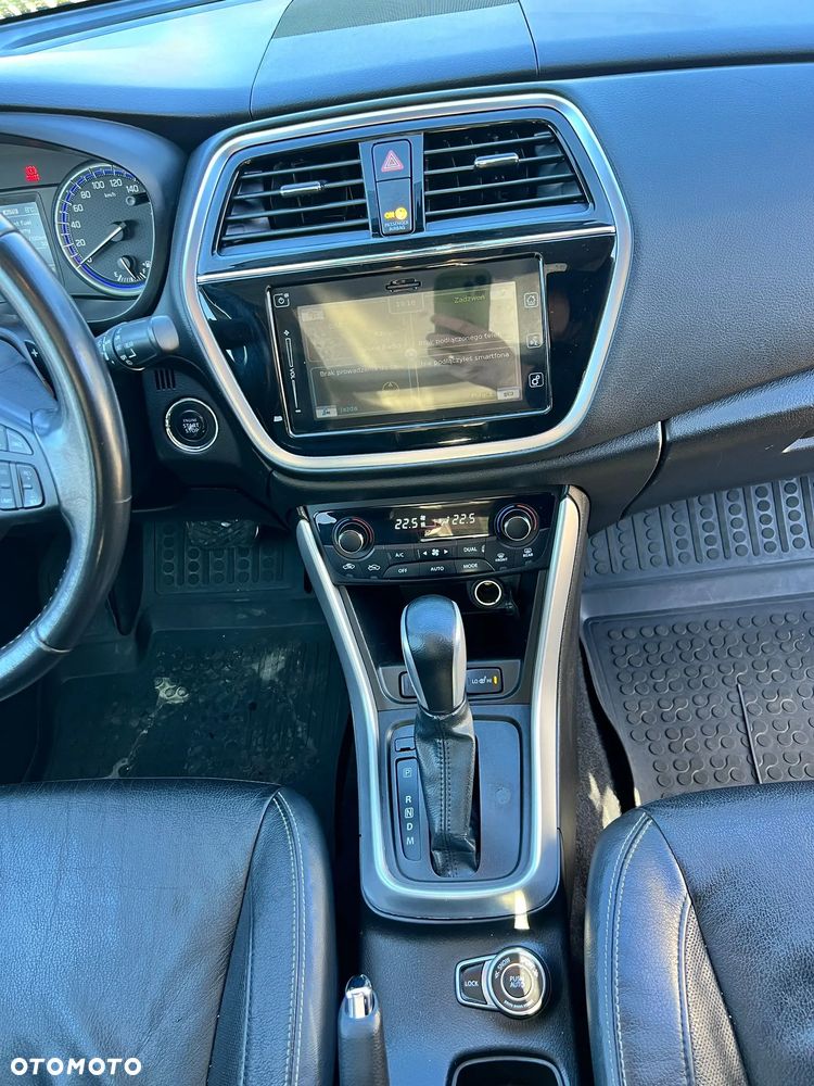 Suzuki SX4 S-Cross 1.4 Boosterjet Hybrid ALLGRIP AT Comfort+ - 25