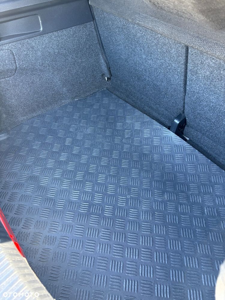 Volkswagen Scirocco - 14