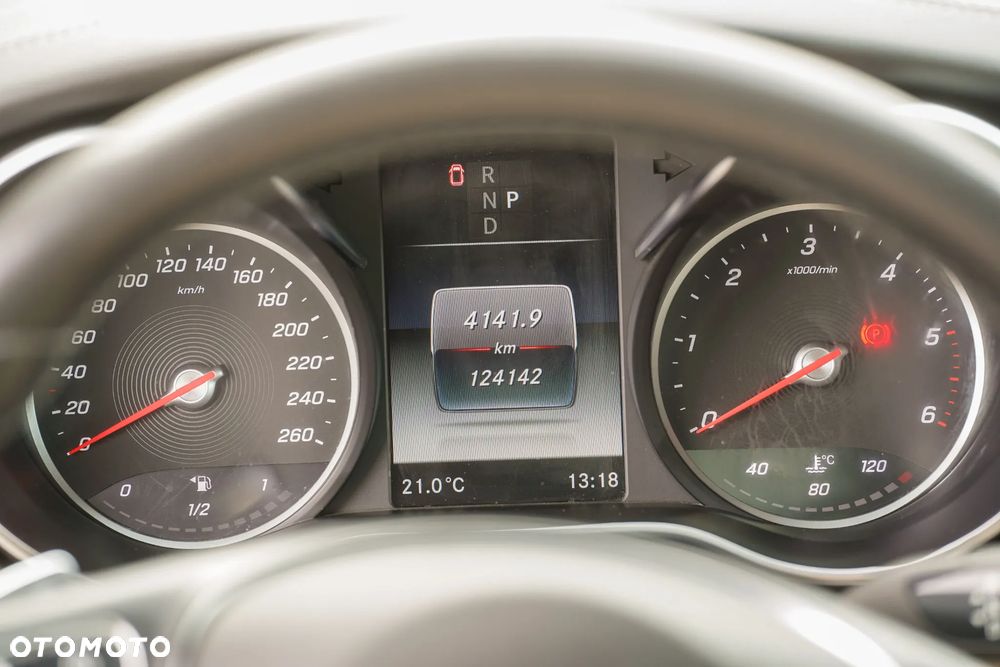 Mercedes-Benz Klasa V 300 d 4-Matic Avantgarde 9G-Tronic (długi) - 17